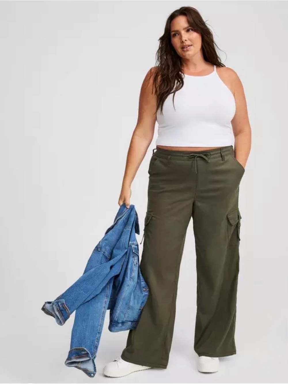 NWT Sold Out Torrid Pull-On Weekend Wide Leg Cargo Pant